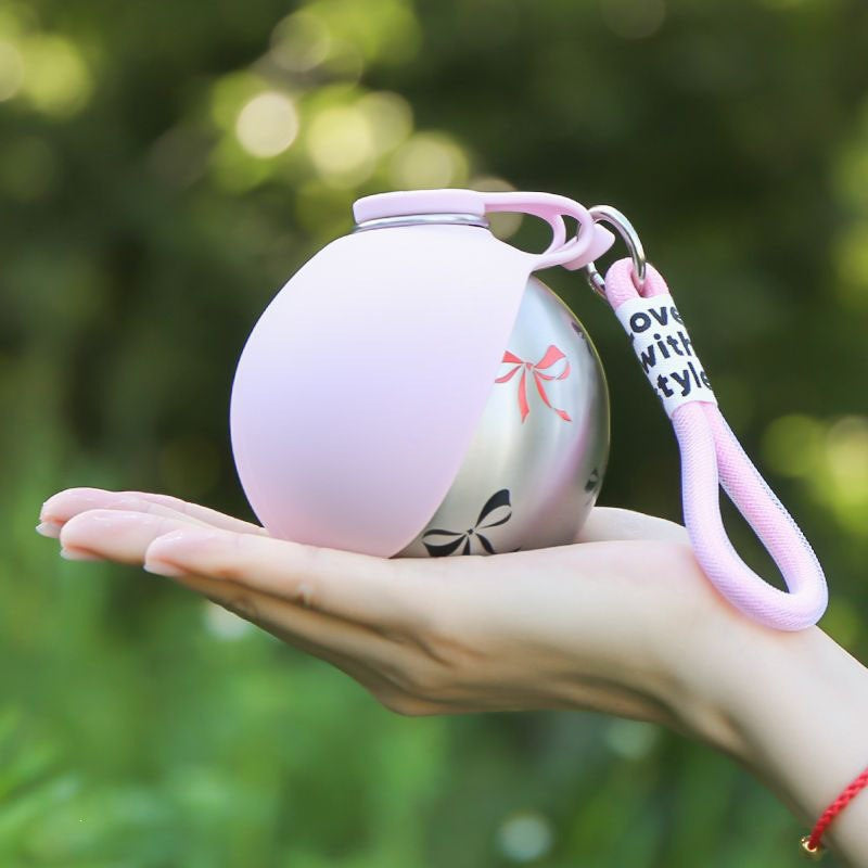 Portable Pet Water Dispenser with Hook